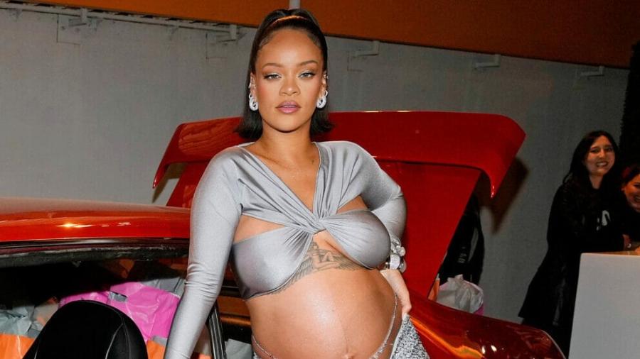 Grávida, Rihanna afirma sentir mais amor pela sua mãe - Reprodução
