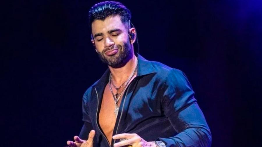 Gusttavo Lima compartilha foto e detalhe do corpo do cantor chama a atenção  - Super Rádio Tupi