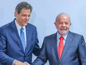 Lula deve se reunir com Haddad nesta quarta (3) para discutir a nova alta do dólar 