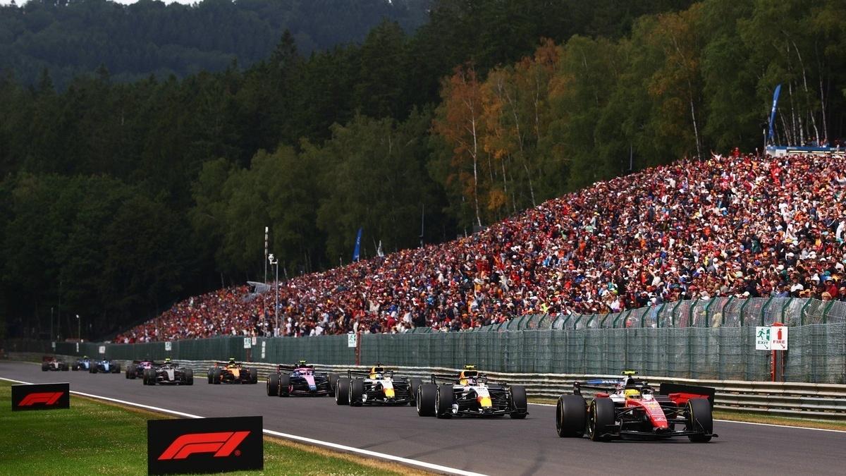 F1 2026 x 2025: Da disputa acirrada ao líder isolado; paralelo das temporadas nas férias