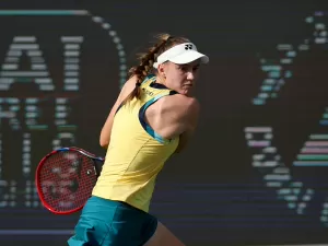 Rybakina pode igualar feito de Navratilova em Indian Wells