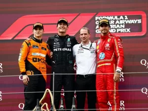 F1 VÍDEO: Top 3 do GP da Áustria ri com batida entre Lando e Max