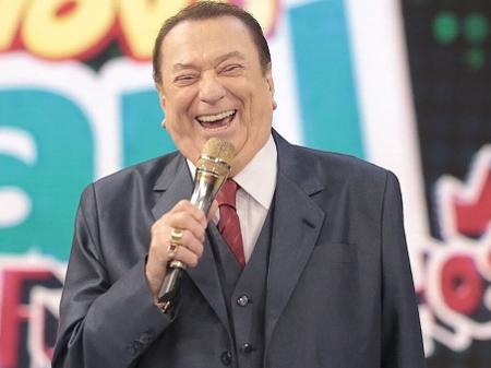 Após queda, Raul Gil perfura tórax, vai para UTI, mas está ...