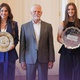 Noskova e Muchova s&atilde;o recepcionadas pelo presidente tcheco