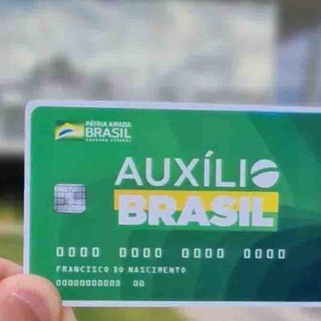 Model of what the Auxílio Brasil card will look like - Disclosure - Disclosure