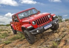 Jeep Gladiator chega ao Brasil por R$ 500 mil com portas e teto removíveis - Foto: Divulgação/Jeep