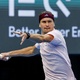 Zverev defende cinco sets e provoca Djokovic: &ldquo;Est&aacute; mais velho&rdquo;