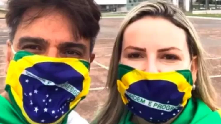 Guilherme de Pádua e atual esposa foram em manifestações pró-Bolsonaro - Reprodução/Instagram                             - Reprodução/Instagram                            