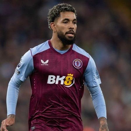 Destaque na Inglaterra, Douglas Luiz está na mira de gigantes da Europa: Arsenal e Juve Destaque na Inglaterra, Douglas Luiz está na mira de gigantes da Europa: Arsenal e Juve
