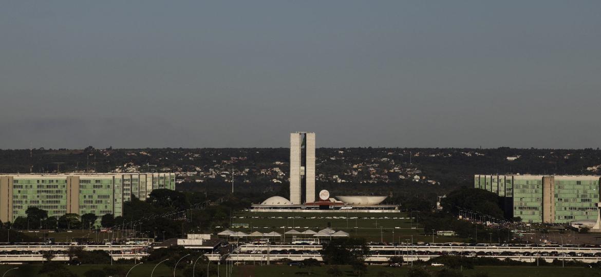 Esplanada dos Ministérios com o Congresso Nacional ao fundo, em Brasília - Reuters