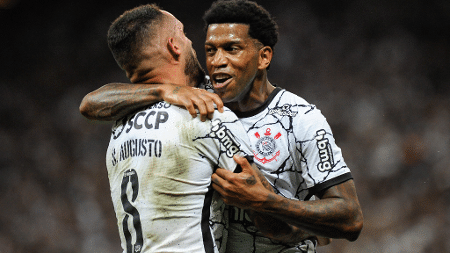[OPINIÃO] Diretoria do Corinthians montou elenco desequilibrado e veterano