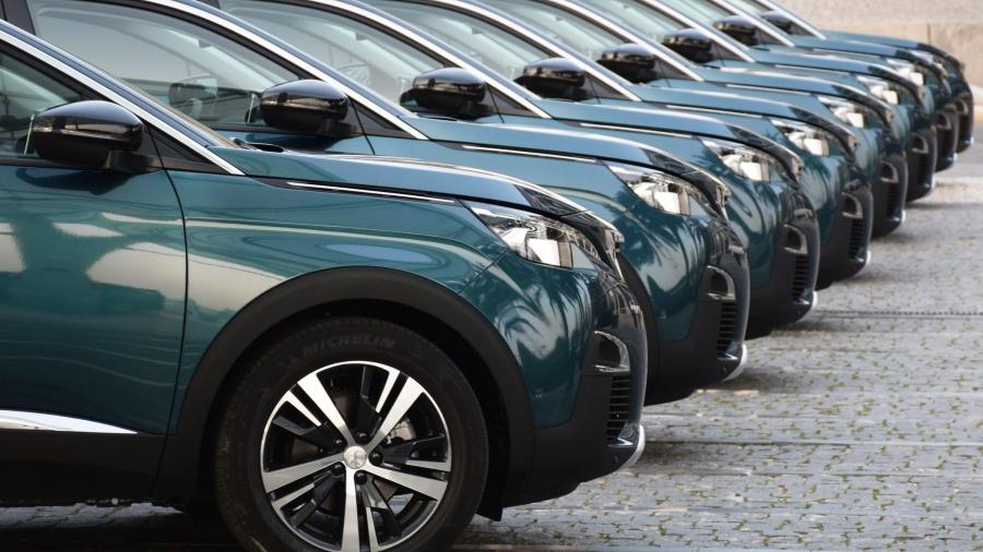 Nesse golpe, os criminosos conseguem transferir o carro de titularidade à distância Nesse golpe, os criminosos conseguem transferir o carro de titularidade à distância