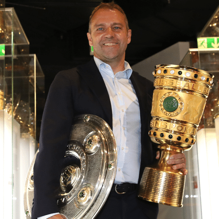 Hans Flick comandou o Bayern de Munique antes de treinar a Alemanha - Getty Images