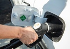 O combusti?vel verde dos ele?tricos do futuro - Hyundai Nexo sendo abastecido com hidrogênio (Foto: Divulgação/Hyundai)