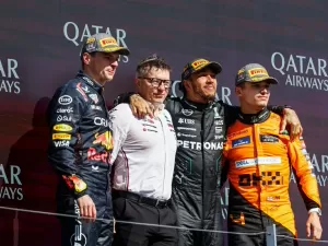 F1: Verstappen expõe diferenças entre disputar título com Hamilton e Norris