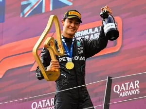 F1: Russell aproveita batida e conquista GP da Áustria