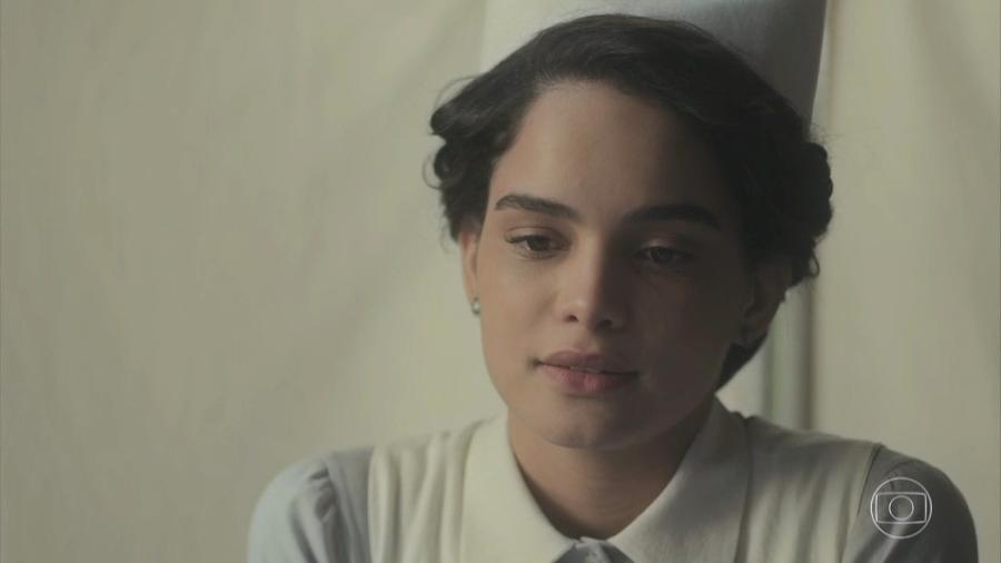 Inês (Carol Macedo) em Éramos Seis (Reprodução) - Inês (Carol Macedo) em Éramos Seis (Reprodução)