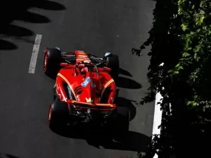 F1: Como Ferrari fez Leclerc 'perder' vitória no Azerbaijão