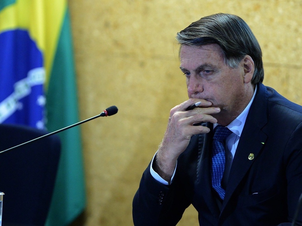 Se Bolsonaro acha que não consegue fazer nada, deveria pedir para sair