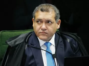 Nunes Marques pede vista em julgamento que pode ampliar foro de políticos 