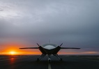 Avião de combate não tripulado da Boeing conclui testes de furtividade