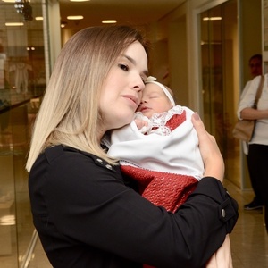 Thaeme Mariôto e Liz (Foto: Eduardo Martins/ AgNews)
