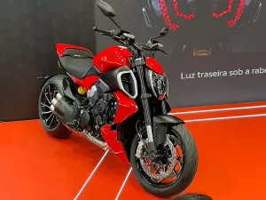 Ducati Diavel: moto futurista de R$ 140 mil tem preço e potência de carrão