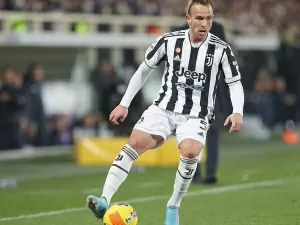 Arthur continua fora dos planos e está na porta de saída da Juventus