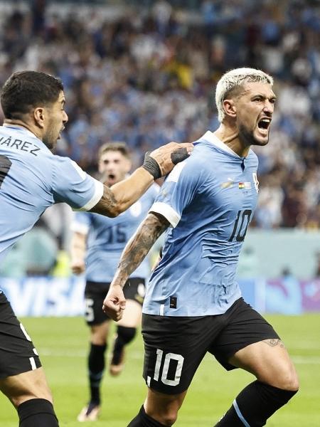                                  Arrascaeta fez dois gols contra Gana na Copa do Mundo                              -                                 KHALED DESOUKI / AFP                            