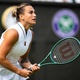 Sabalenka controla s&eacute;rvia e mant&eacute;m invencibilidade na estreia