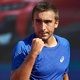 M&eacute;rida segue passos de Sinner e Alcaraz e decide Umag contra Dzumhur