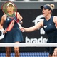 Stefani &eacute; bicampe&atilde; do SP Open e conquista 4&ordm; t&iacute;tulo do ano com Dabrowski &ndash; Copy