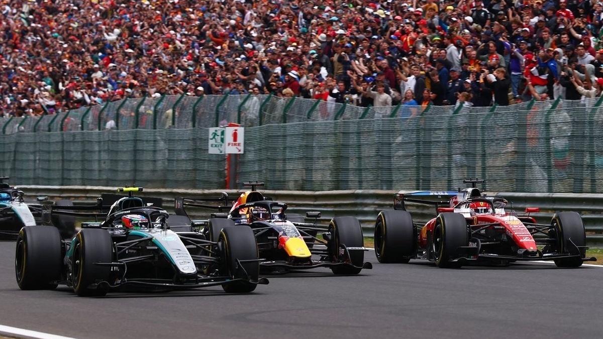 Verstappen cita 'quase batida' na primeira volta em Spa e ironiza regras: "F1 2026 às vezes pode ser uma selva"