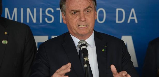 Bolsonaro aflora um lado miliciano ao sugerir confinar ambientalistas