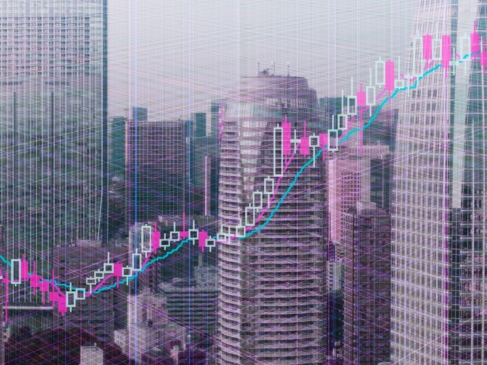 Quando os juros vão cair? E como isso afeta os investimentos?