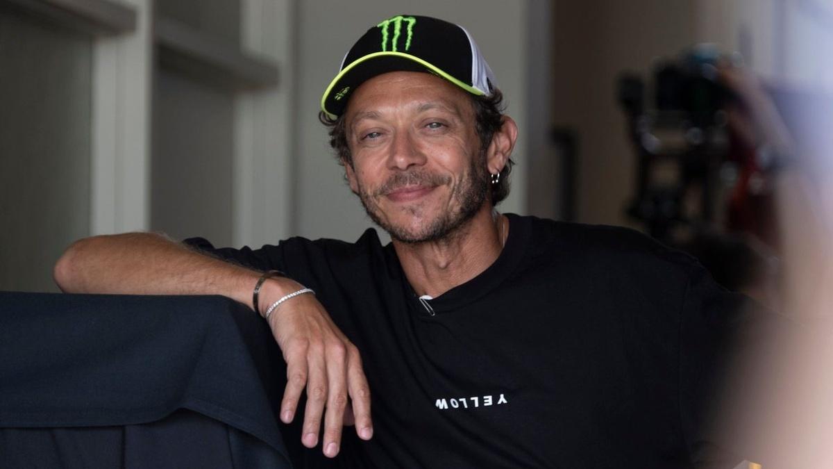 Valentino Rossi coloca Ferrari 'em segundo plano' ao revelar torcida na F1
