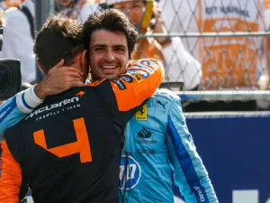 F1 - Norris critica decisão da Red Bull sobre Pérez: "Carlos deveria ir para lá"