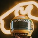 F1: Senna ganha homenagem em miniatura oficial de capacete da vit&oacute;ria no GP do Brasil