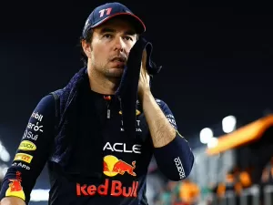 "Não posso ser tão ruim, algo está acontecendo": Pérez reflete sobre temporada difícil na F1