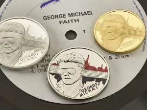 Tributo a George Michael: Reino Unido lança moedas com imagem do ídolo pop