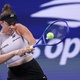 Noskova iguala sua melhor campanha, Svitolina vence jogo duro