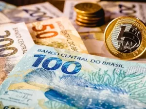 Ibovespa termina setembro com perdas de 3,08%; Real valoriza 3,68%