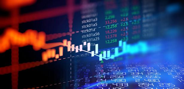 Dólar abre em baixa, com alta do IPCA, inflação oficial do país, no radar