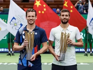 Koolhof e Mektic levantam a taça em Xangai e ficam perto do Finals