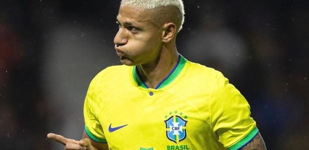 O atacante Richarlison está na primeira convocação do técnico Fernando Diniz para a seleção