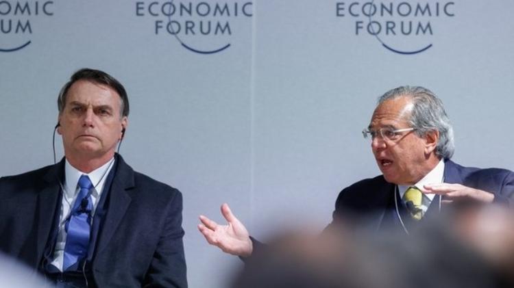 Imagem de arquivo de Guedes com Bolsonaro em Davos, em 2019 - Alan Santos / PR - Alan Santos / PR