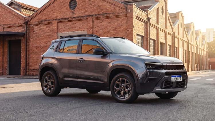 Capacidade ociosa da fábrica de Porto Real levou a Stellantis a produzir o Jeep Avenger na planta