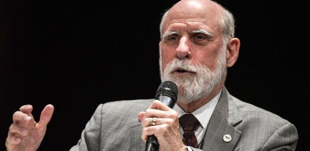 'Parece telefone sem fio': por que o 'pai da internet' desconfia da IA?