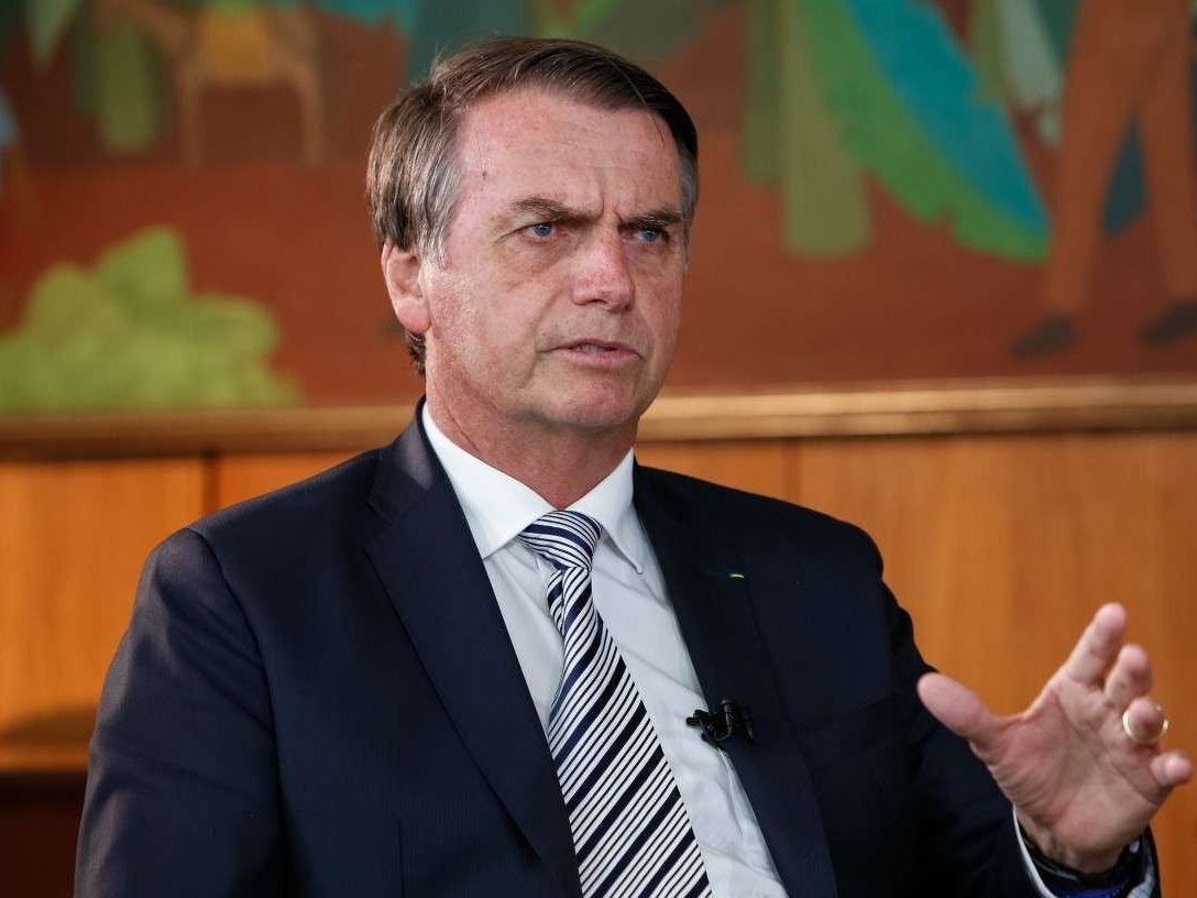 Gestão da pandemia faz Bolsonaro encerrar 2021 pior que FHC, Lula e Dilma