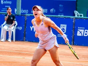 Laura confirma favoritismo e avança, Carol perde para Mladenovic